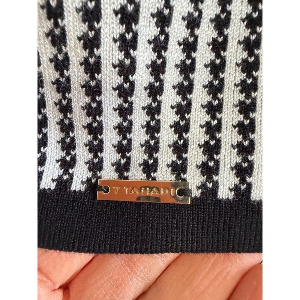 T Tahari Womens Black White Houndstooth Check Mock Neck Knit Sweater Size L - Picture 6 of 10